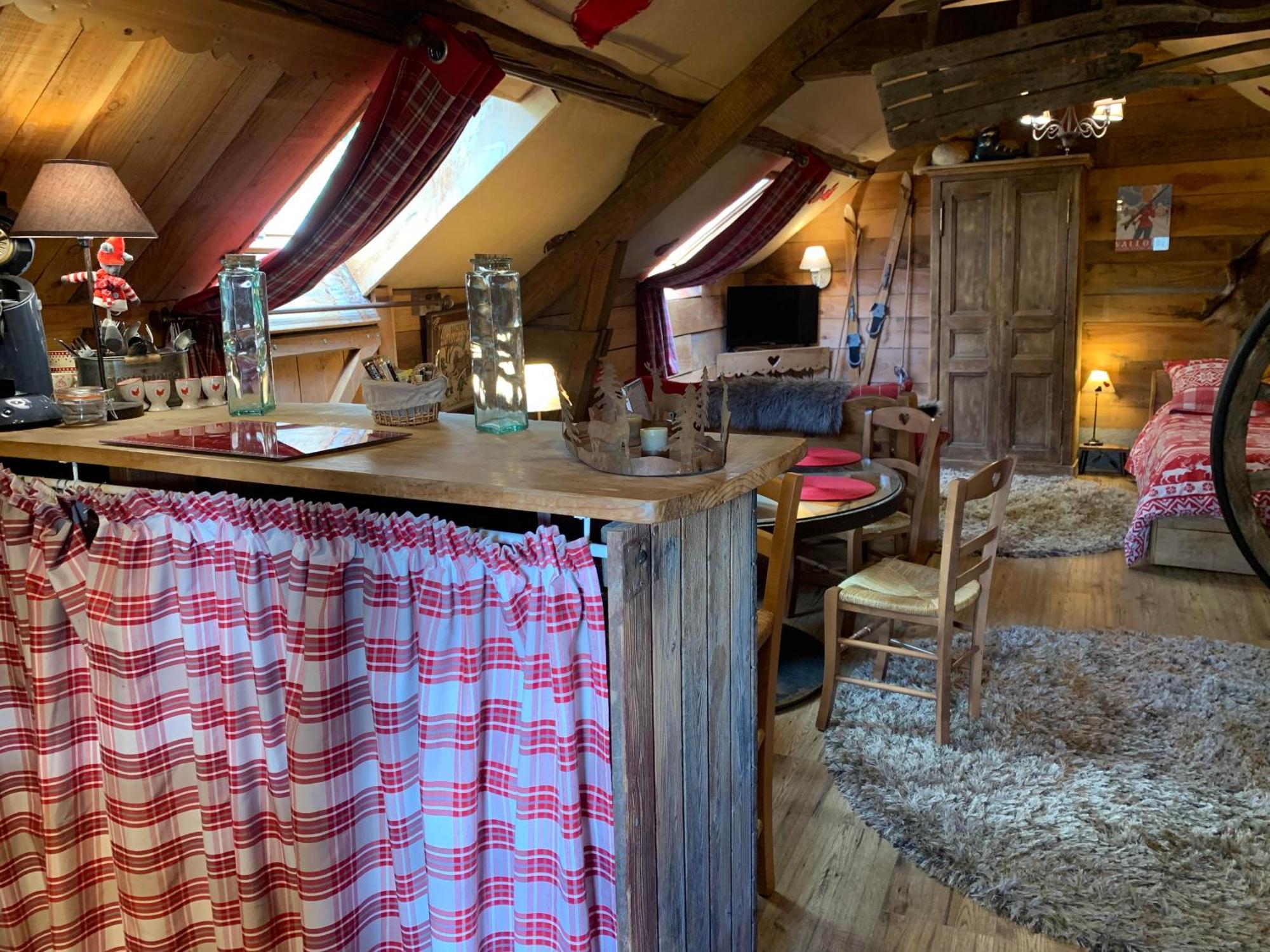 Gite "Le Refuge" Dans Un Domaine De 7Ha Au Calme Vimoutiers Eksteriør billede